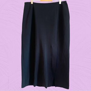 Vintage 90s ribbed midi black skirt with slit
